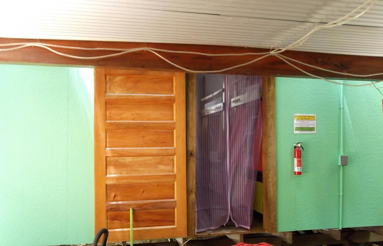 The Funky Dodo Backpackers Hostel 홉킨스 외부 사진